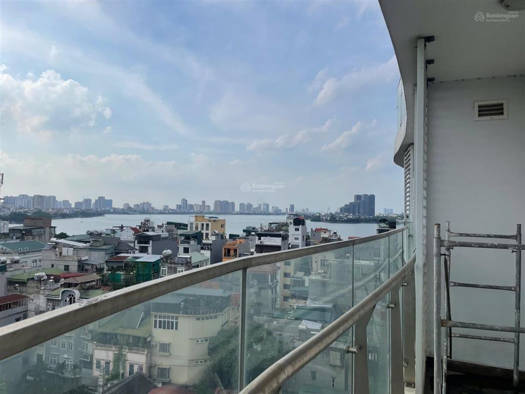 Chính chủ cần bán căn hộ view trực diện hồ tây siêu vip 1 trong 32 căn bán ai cần  0981 783 ***