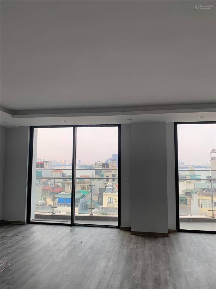 Chính chủ cần bán căn hộ view trực diện hồ tây siêu vip 1 trong 32 căn bán ai cần  0981 783 ***