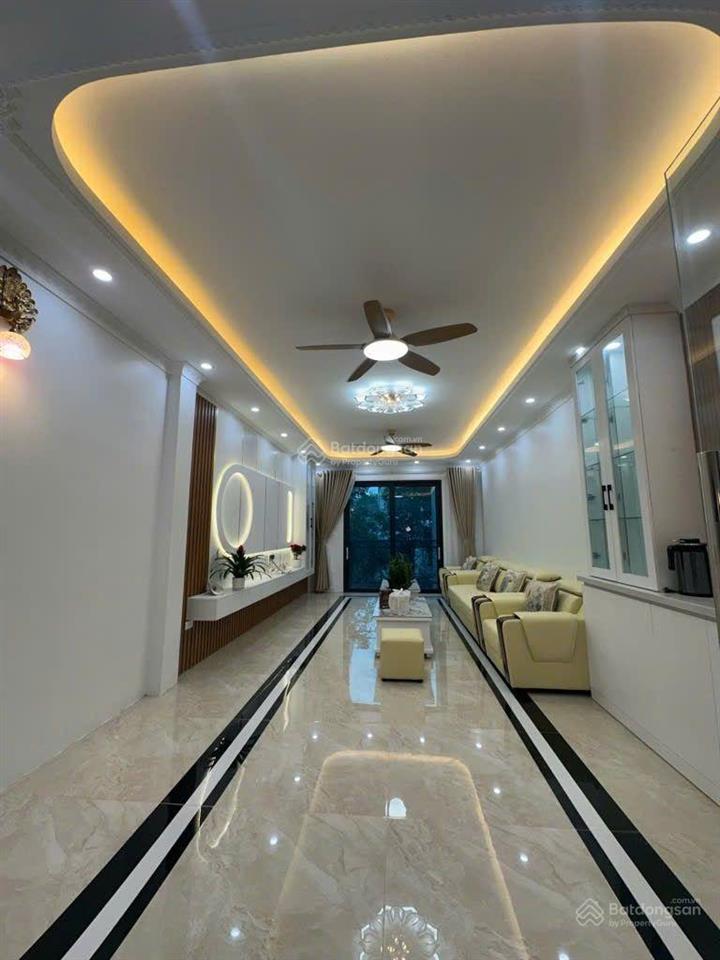 Chính chủ cần tiền gửi bán gấp căn nhà thạch bàn. bát khối, long biên, hà nội