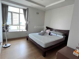 Bán gấp căn hộ chung cư 138m2, 9,5 tỷ tại hoàng anh river view, thảo điền, q2, hcm