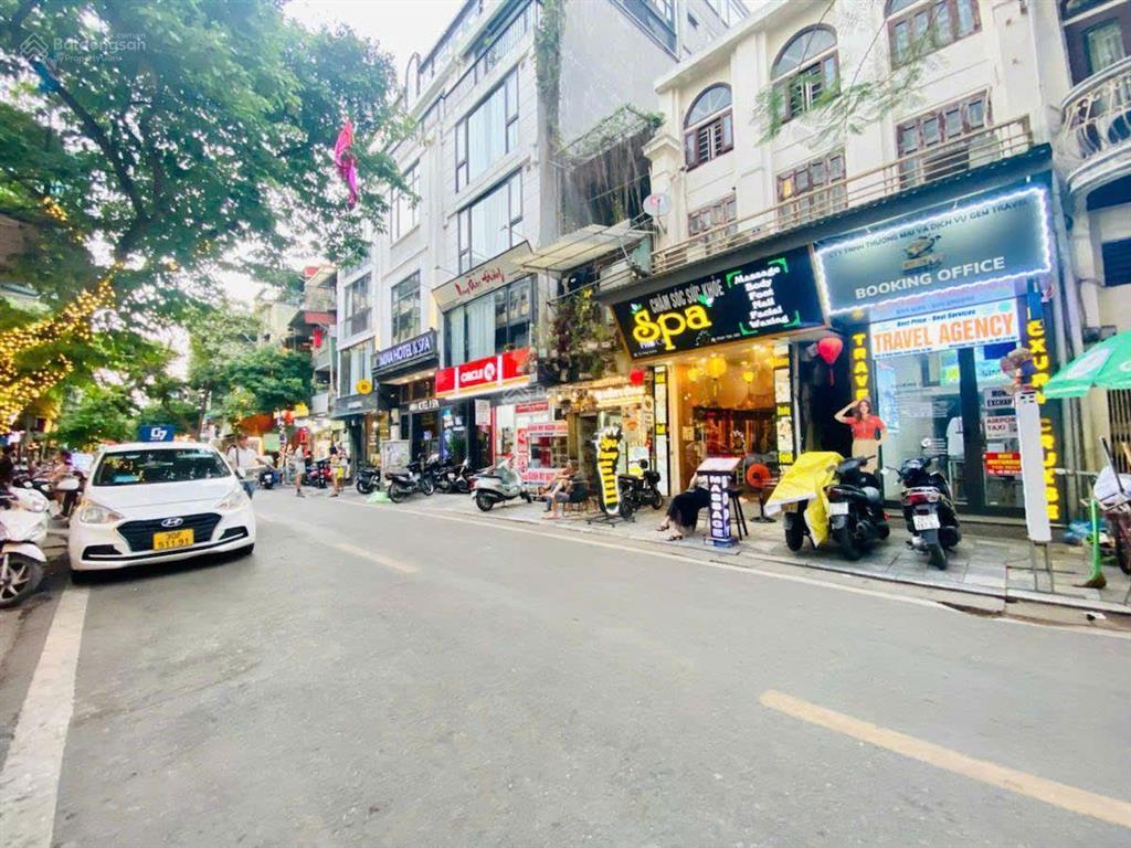 Khách sạn sát phố cổ mặt phố yên phụ dt 75m2 tòa nhà 7 tầng mặt tiền 4,5m chỉ 35,5 tỷ