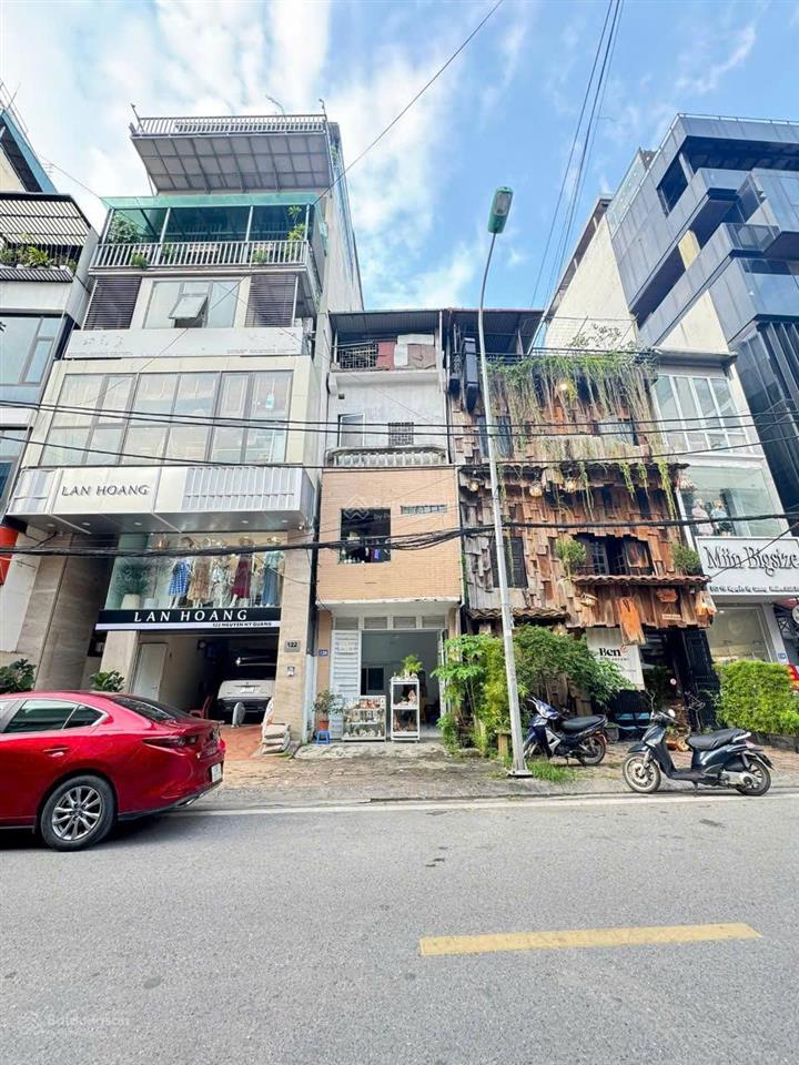 Căn hiếm mặt phố hoàng cầu, lô góc diện tích 90m² mặt tiền khủng 9m, hạ sâu chỉ còn 46 tỷ