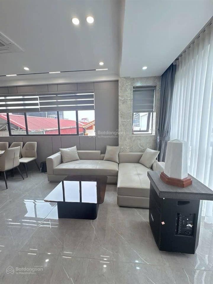 Ô tô vào nhà, thang máy phố nguyễn sơn 6 tầng lô góc thoáng, mặt tiền đẹp 13 tỷ