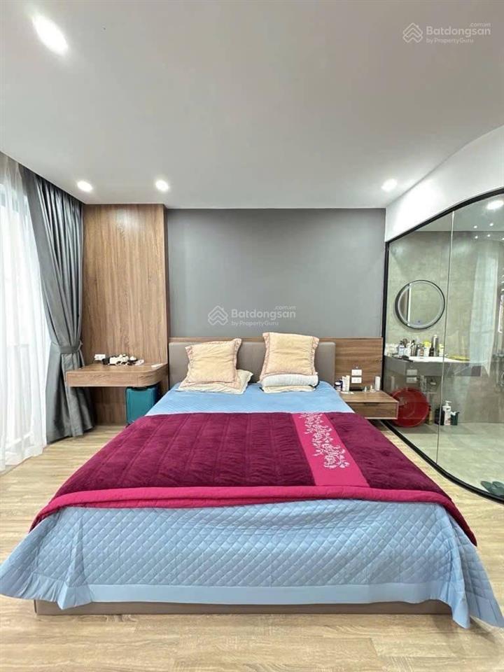 Ô tô vào nhà, thang máy phố nguyễn sơn 6 tầng lô góc thoáng, mặt tiền đẹp 13 tỷ