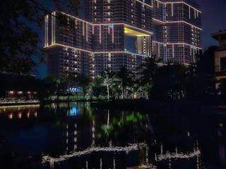 Bán ch 71m2 tầng đẹp view đảo  công viên hồ thiên nga thoáng mát