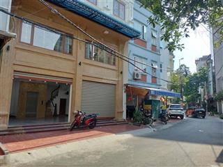 Hà đông. 22 tỷ. tòa nhà hạng sang siêu đẹp. 7 tầng thang máy. văn phòng. kinh doanh.