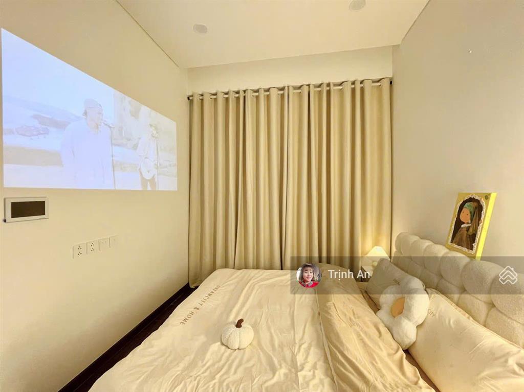Cần bán căn studio masteri waterfront full nội thất giá net 2,18 tỷ