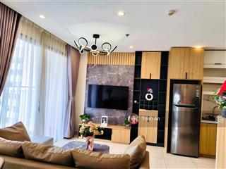 Vinhomes ocpcăn góc 63m² 2pn hướng đb&tb, full nội thất, sẵn sổ,giá chỉ 3.95 tỷ