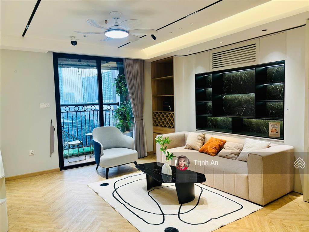 Bán căn t1007,1m², 2pn full đồ,view nhạc nước, giá 9.2 tỷ,đẹp như hình