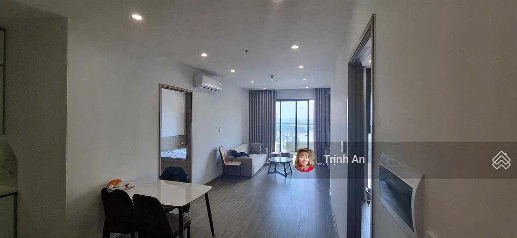 Ch p412, 69.7m2, 2pn2vs, giá 4.7tỷ hướng đn, logia kéo dài, nội thất cb