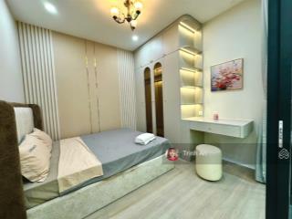 Cơ hội đầu tư cực hấp dẫn! nhà 76m2, 2 ngủ t04, 8.6 tỷ, có xe, vị trí đắc địa