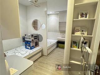 Bán căn 2 phòng ngủ 79,2m² p12.09 times city view bể bơi, nhà đẹp, giá 10,95 tỷ