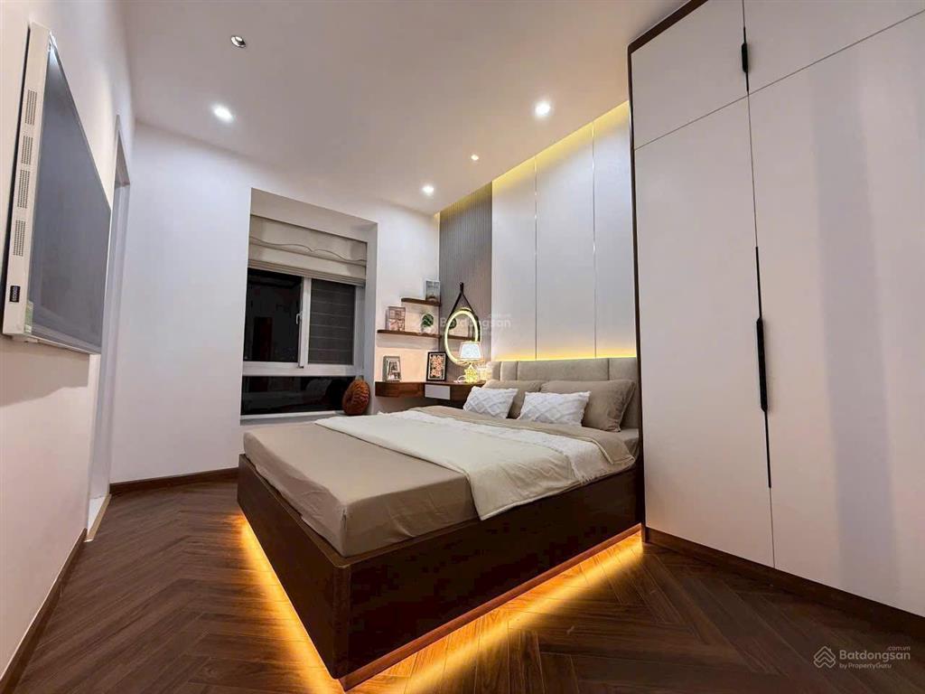 Căn hộ cao cấp, saigon south 3pn  view đẹp, nội thất sang trọng chỉ 16tr.  0849 160 *** (em anh)