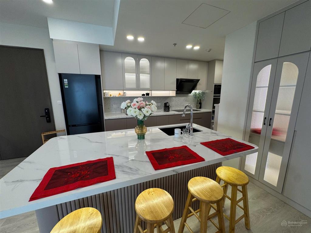 Cho thuê căn hộ green valley 3pn, full nội thất, có ô xe, nhà cực đẹp.  0849 160 *** (văn anh)