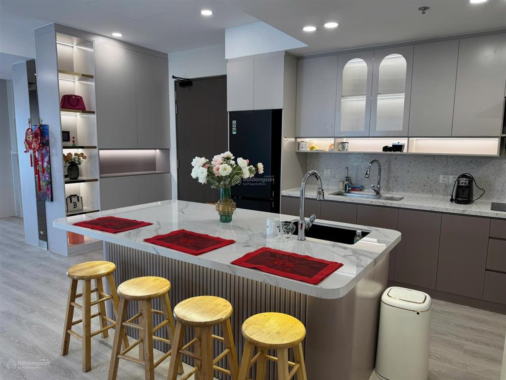 Cho thuê căn hộ green valley 3pn, full nội thất, có ô xe, nhà cực đẹp.  0849 160 *** (văn anh)