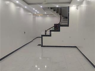 Sát trụ sở đảng ủy phường thanh liệt  56m2 nhà 5 tầng mới toanh giá chưa đến 200tr/m2