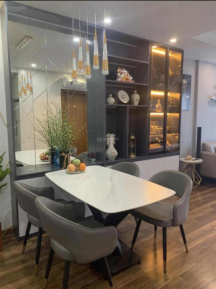 Bán căn hộ cao cấp 2n2w dự án goldmark city full nội thất, nhà đẹp, vào ở được ngay