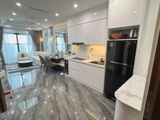 Cho thuê căn hộ 1,5pn 52m2 giá 12tr/tháng. bao phí ql, internet, bể bơi 4 mùa, gym...