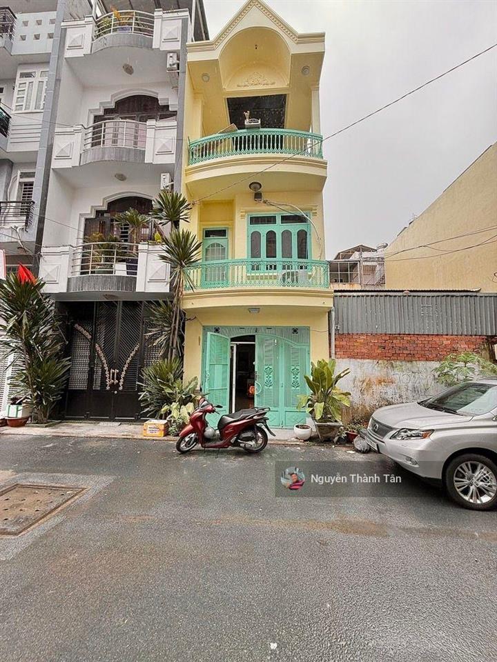 Gần 60m2  đường ô tô đỗ 24/24  trung tâm bình thạnh  3 tầng sổ vuông a4