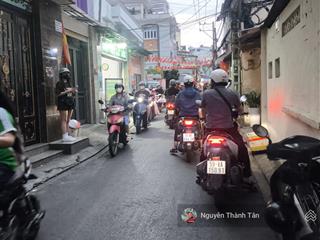 1mbkd + 1 phòng  ngay cổng văn lang ở và kinh doanh