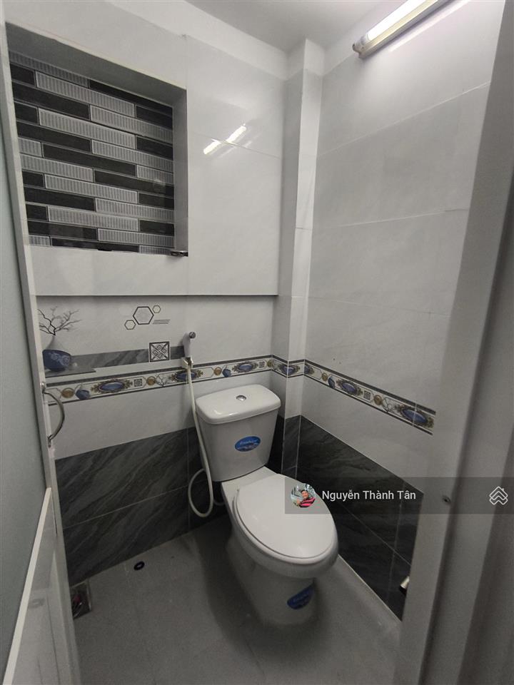 1mbkd + 1 phòng  ngay cổng văn lang ở và kinh doanh