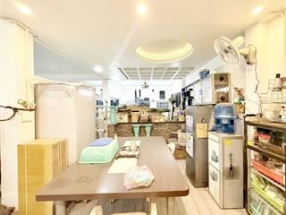 Nhà hẻm xe hơi thông, dt (7x11m) ngay ngã tư hàng xanh, sát trung tâm quận 1, phường 15, bình thạnh