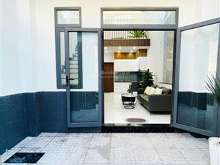 Chủ bán gấp nhà dt 54m, chỉ nhỉnh 6t, gần đại học ngoại thương, nhà mới vào ở ngay, phường 25 bt