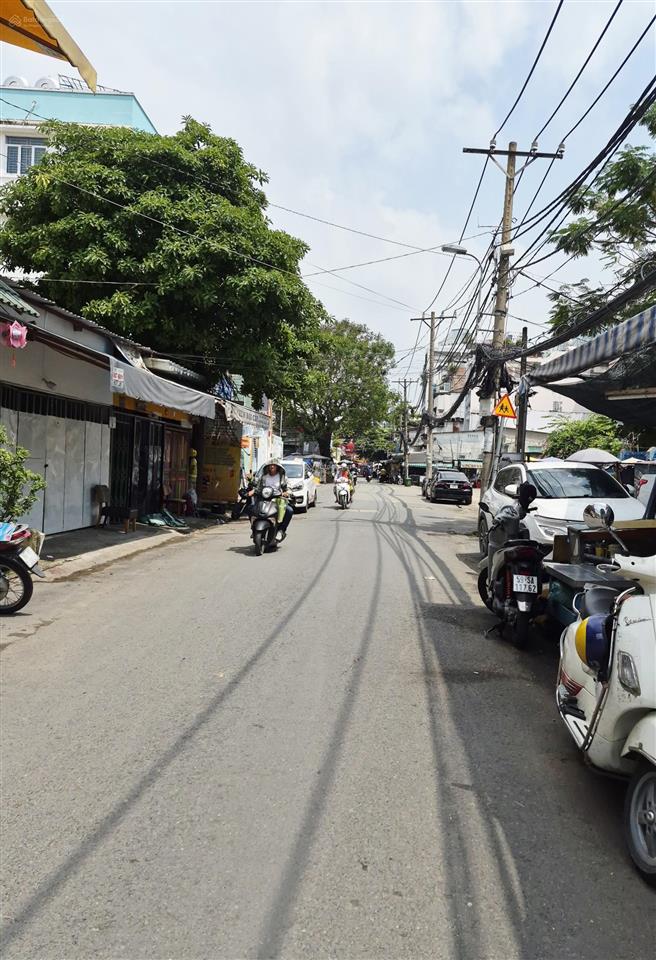 Nhà gấp bán dt 45m, nhỉnh 6t, ngay vincom nguyễn xí, dòng tiền thuê hơn 1otr, phường 26, bình thạnh