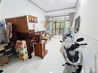 Chủ bán gấp nhà hẻm xe hơi thông, dt 56m, 4pn, gần đại học văn lang, phường 11, bình thạnh