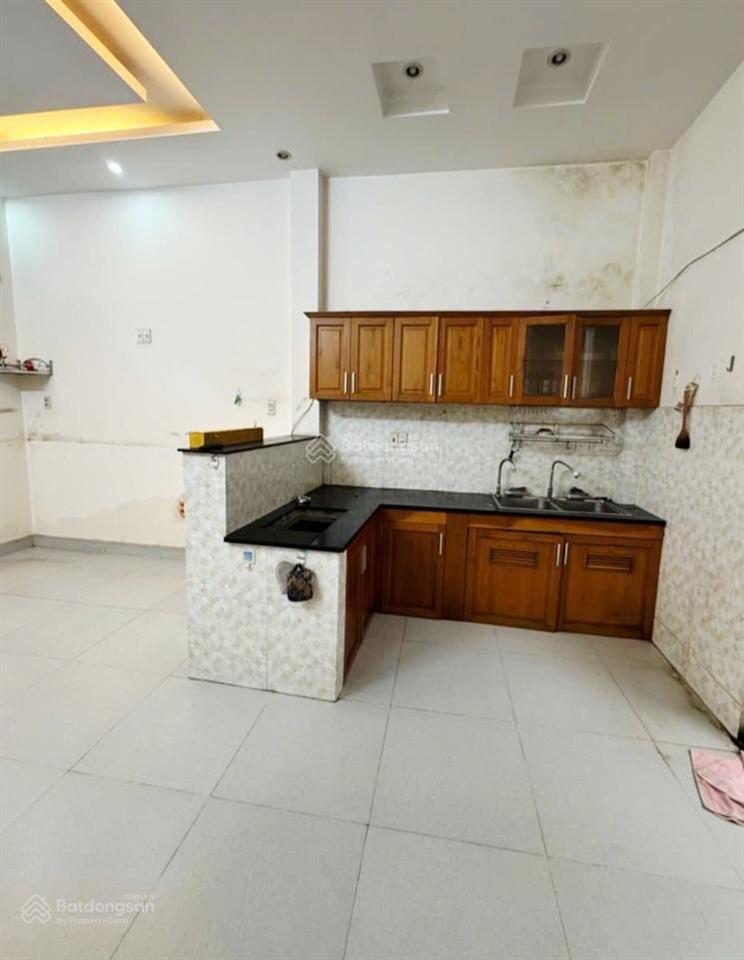 Chủ bán gấp nhà dt 95m, hẻm xe hơi, gần chợ bà chiểu, xây chdv 6 tầng, phường 11, bình thạnh