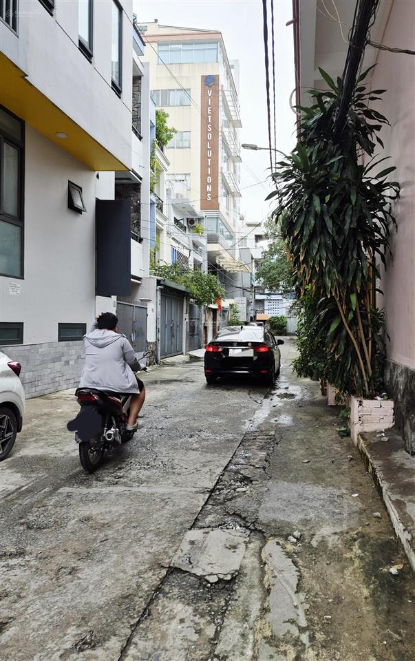 Chủ bán gấp nhà dt 95m, hẻm xe hơi, gần chợ bà chiểu, xây chdv 6 tầng, phường 11, bình thạnh