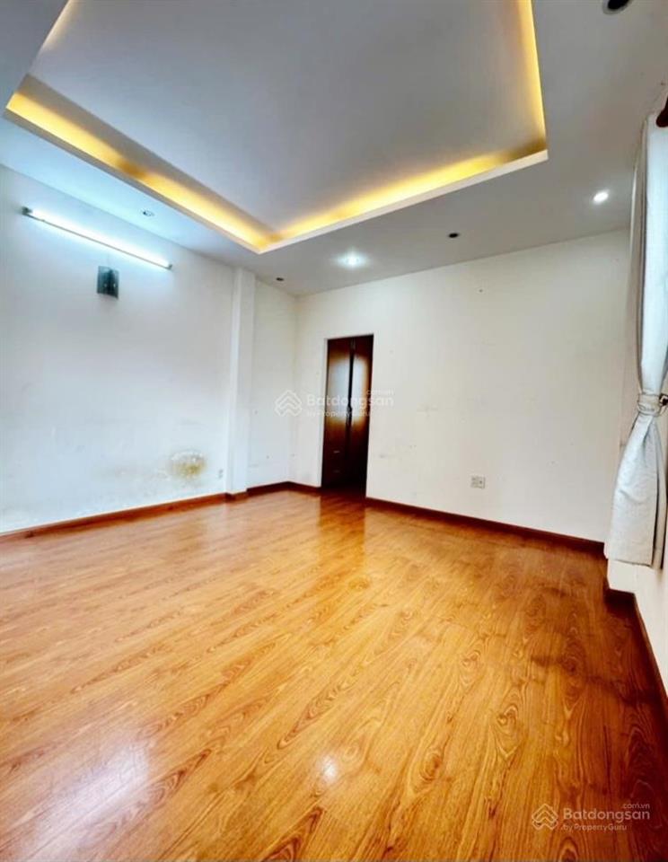 Chủ bán gấp nhà dt 95m, hẻm xe hơi, gần chợ bà chiểu, xây chdv 6 tầng, phường 11, bình thạnh