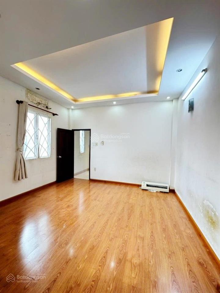 Chủ bán gấp nhà dt 95m, hẻm xe hơi, gần chợ bà chiểu, xây chdv 6 tầng, phường 11, bình thạnh