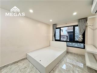 Khai trường nhà mới, full nội thất, đường trần hưng đạo  gần chợ bến thành quận 1