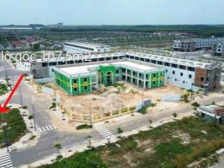 Cần bán lô góc 2 mặt tiền đối diện trường học trong kdc, sổ sẵn, công chứng ngay chỉ 1.45 tỷ bao sổ
