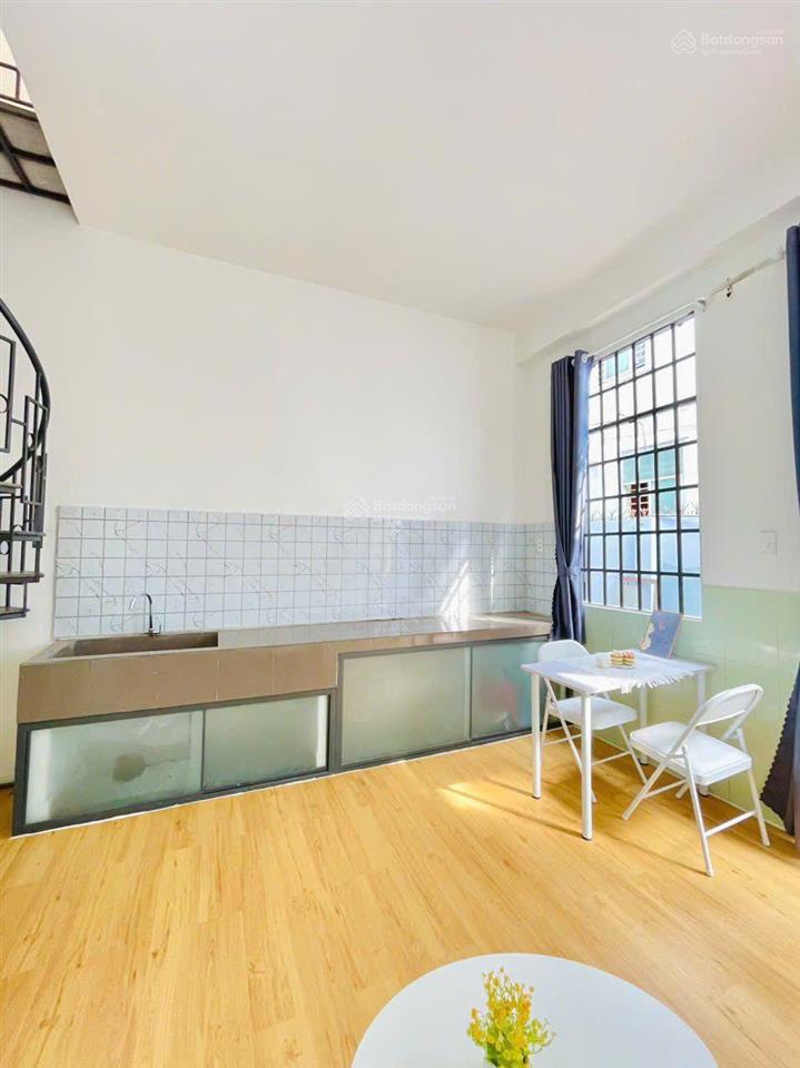 Duplepx bancol nguyên căn một trệt một lầu dương quảng hàm