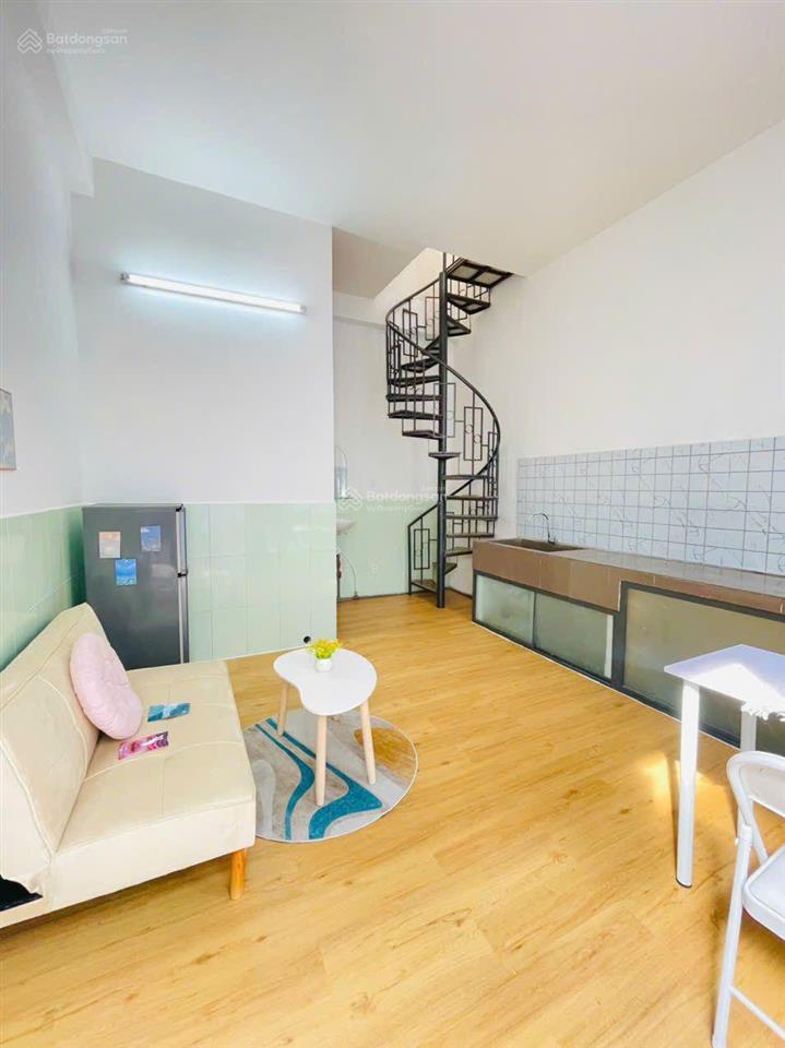 Duplepx bancol nguyên căn một trệt một lầu dương quảng hàm