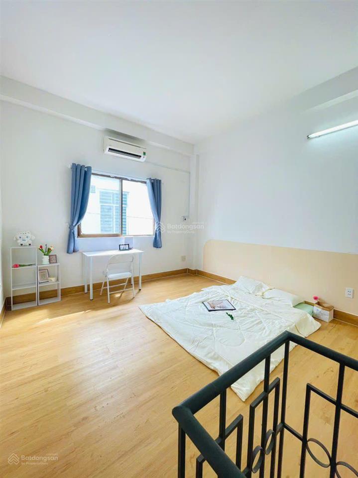 Duplepx bancol nguyên căn một trệt một lầu dương quảng hàm