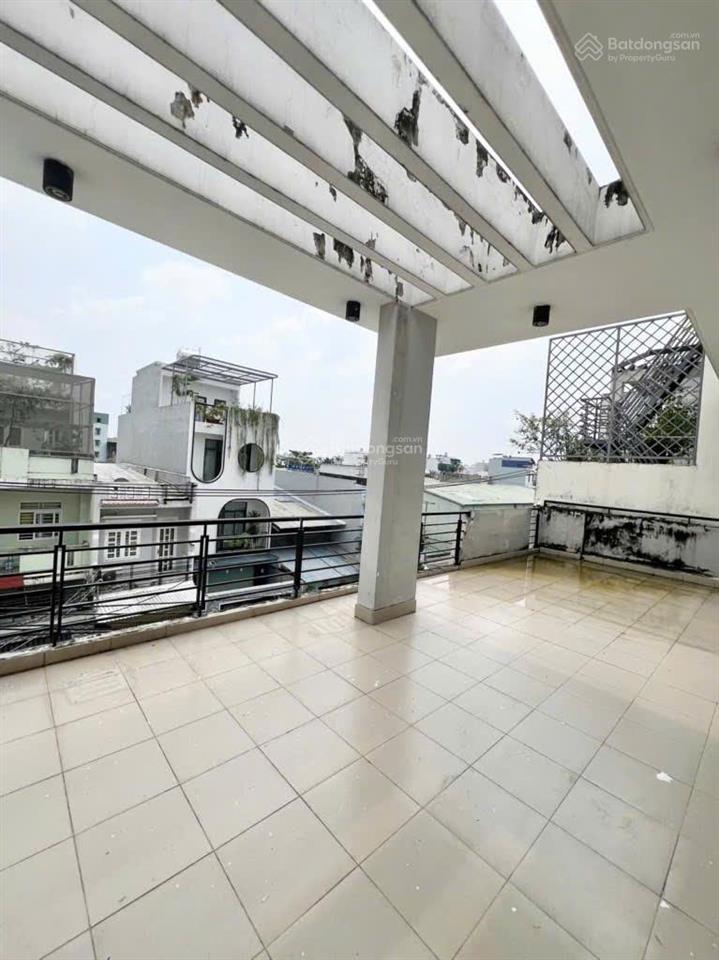 Bán nhà kề khu tên lửa 10 x 20m, 3 tầng, đường nhựa 10m chỉ 16 tỷ hơn