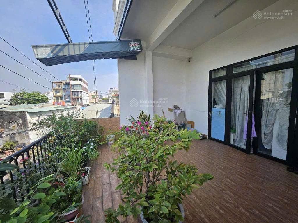 Bán nhà sát khu tên lửa 2 tầng 6 x 18,5m chỉ nhỉnh 8 tỷ hơn