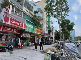 Cần tiền bán gấp nhà siêu khan hiếm mt nguyễn thái học, quận 1, dt 4x13m 4 tầng hđt 90tr giá 30 tỷ