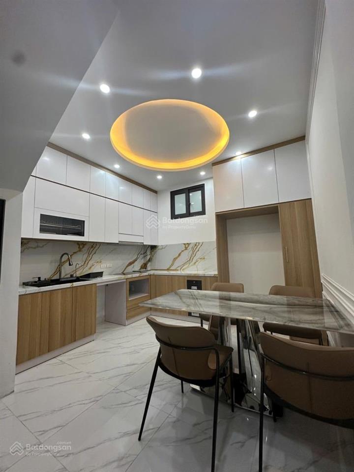 Nhà mới 100% 50m mặt tiền lương ngọc quyến hà đông 5 tầng thang máy 7 phòng 16 tỷ