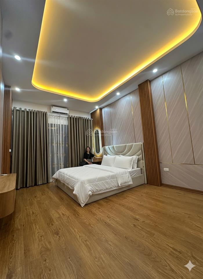 Nhà mới 100% 50m mặt tiền lương ngọc quyến hà đông 5 tầng thang máy 7 phòng 16 tỷ