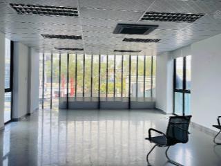 Mt kinh doanh trần não quận 2 ngang trước 9m 1 trệt 4 lầu. dòng tiền 350 tr/tháng
