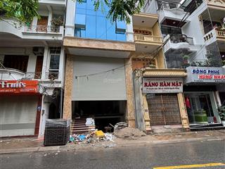 Bán tòa nhà văn phòng nhà mặt phố nguyễn ngọc nại  full sổ, giấy phép  0973 049 ***