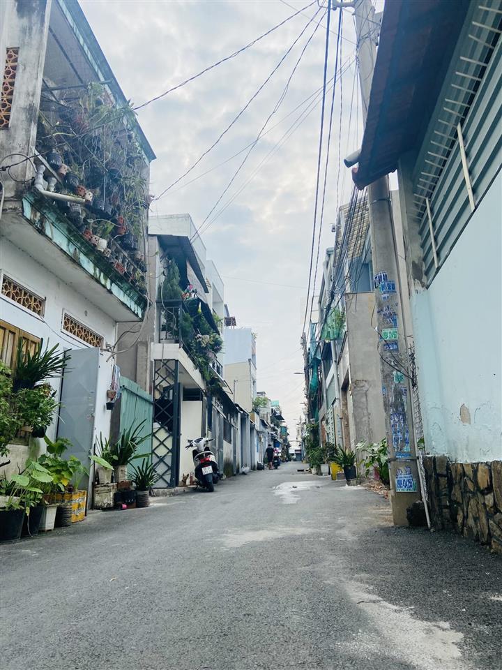 Đất trống hxh thông nở hậu nhẹ 74/84m (7.4 x 11.5), 6.9 tỷ, đg 385 tăng nhơn phú a, thủ đức (q9)