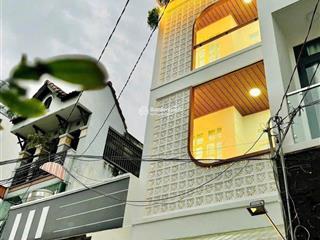 Bán gấp nhà đường nhiêu tâm, quận 5. giá 4tỷ250/ dt 61,2m2  đang cho thuê 15 triệu/tháng, sổ sạch.