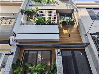 Chú thông cần bán nhà đường phan văn hân, p.17, q. bình thạnh. giá 5,3tỷ/ 5x12m  sổ hồng riêng.