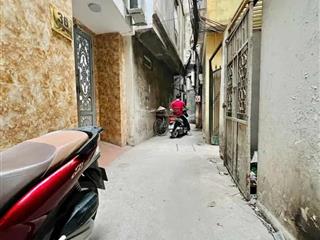 Hếm 5,9 nhà mới koong 5 tầng,sổ đỏ 35m trần khát chân, gần trường, chợ, bệnh viện