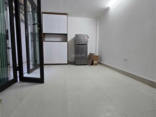 Hiếm cần tiền bán gấp nhà khâm thiên  trung phụng 4,5 tỷ, sổ đỏ 30,5m, nhà mới 3 tầng, không qh